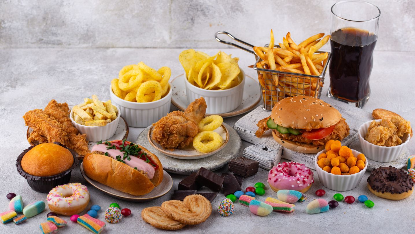 can i eat junk food once a week and still lose weight?