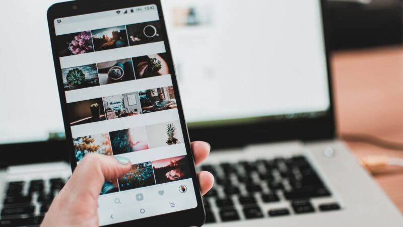 how to post a loop photo on instagram