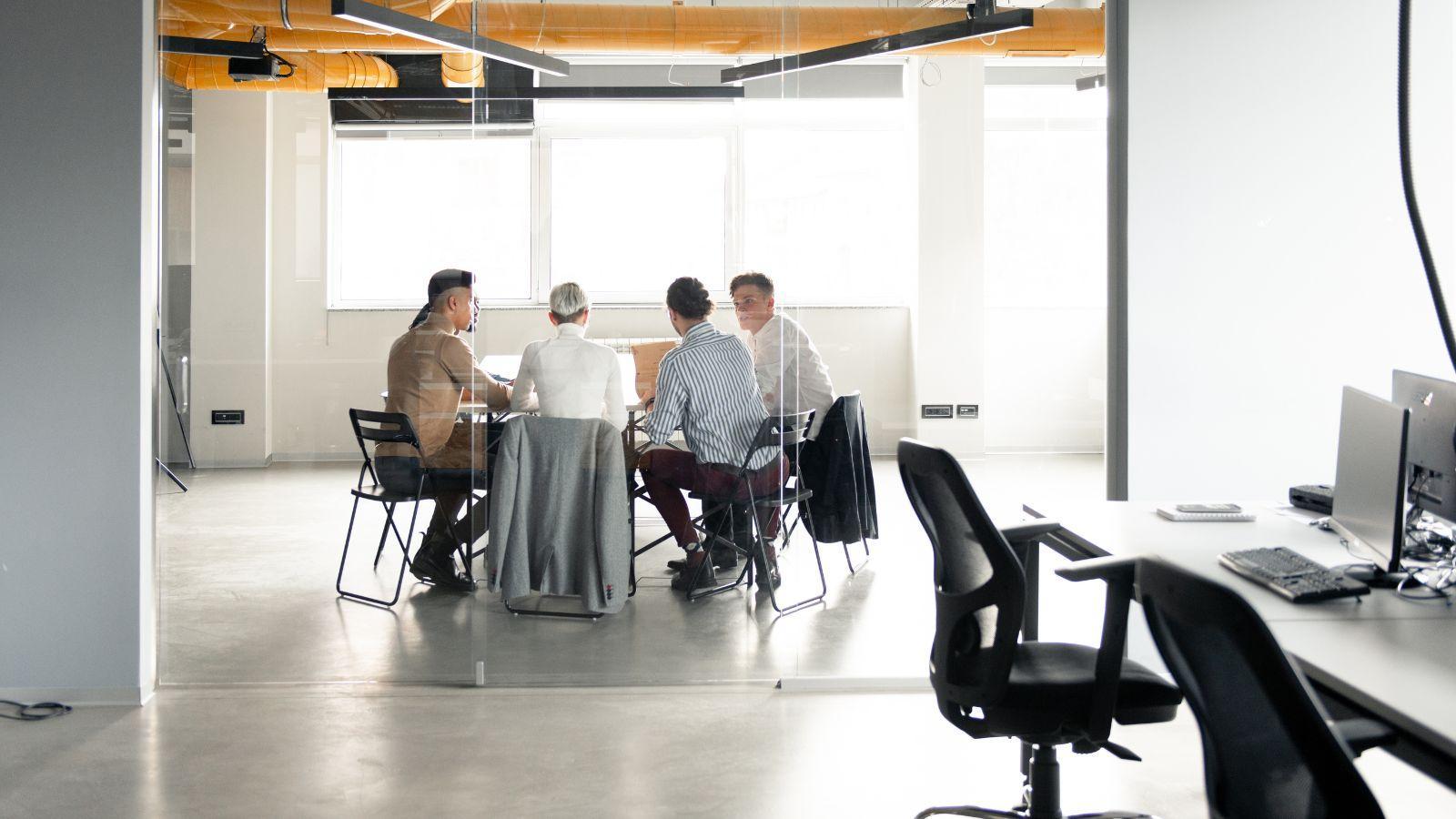 salesforce consulting questions, hire salesforce consultant, salesforce partner advice, salesforce consulting firm list, salesforce implementation questions, salesforce solution provider, salesforce expert selection, salesforce consulting services, salesforce project questions, salesforce vendor evaluation