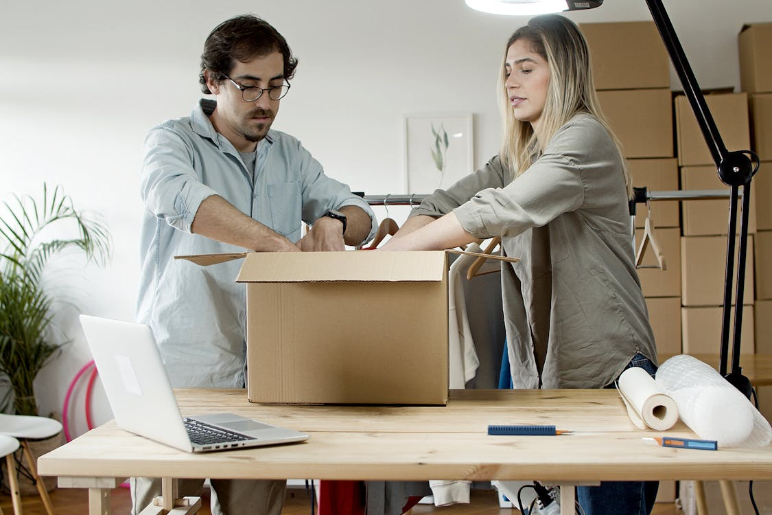 items requiring extra attention bulgaria, delivery precautions bulgaria, fragile items Bulgaria, high-value goods Bulgaria, prohibited items Bulgaria, international shipping Bulgaria, parcel care bulgaria, shipping safety tips Bulgaria, customs rules bulgaria, delivery guidelines Bulgaria